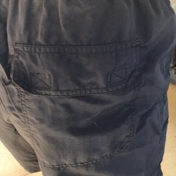 L.L. Bean  Black Swim Trunk Shorts with Pocket Men's Size XL - Picture 4 of 8